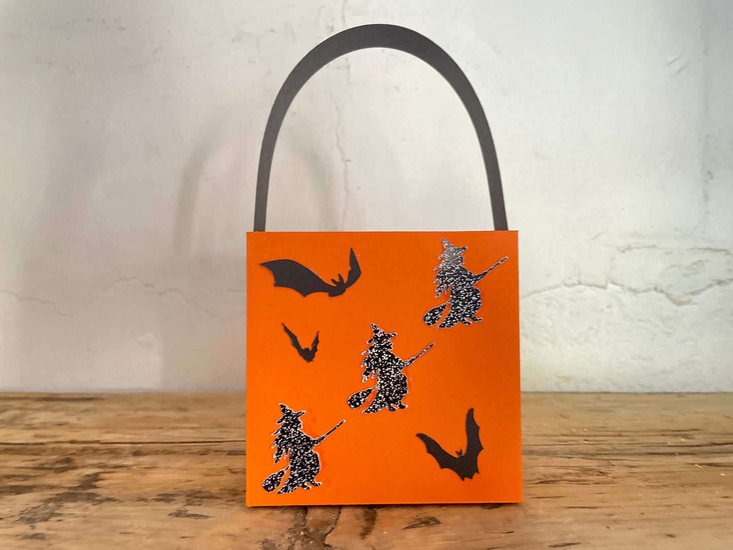 Halloween Party Trick or Treat Sweet Boxes, Spooky Fright Night Children's Party Bags, Choose from Spider, Bats, Pumpkin or Frankenstein